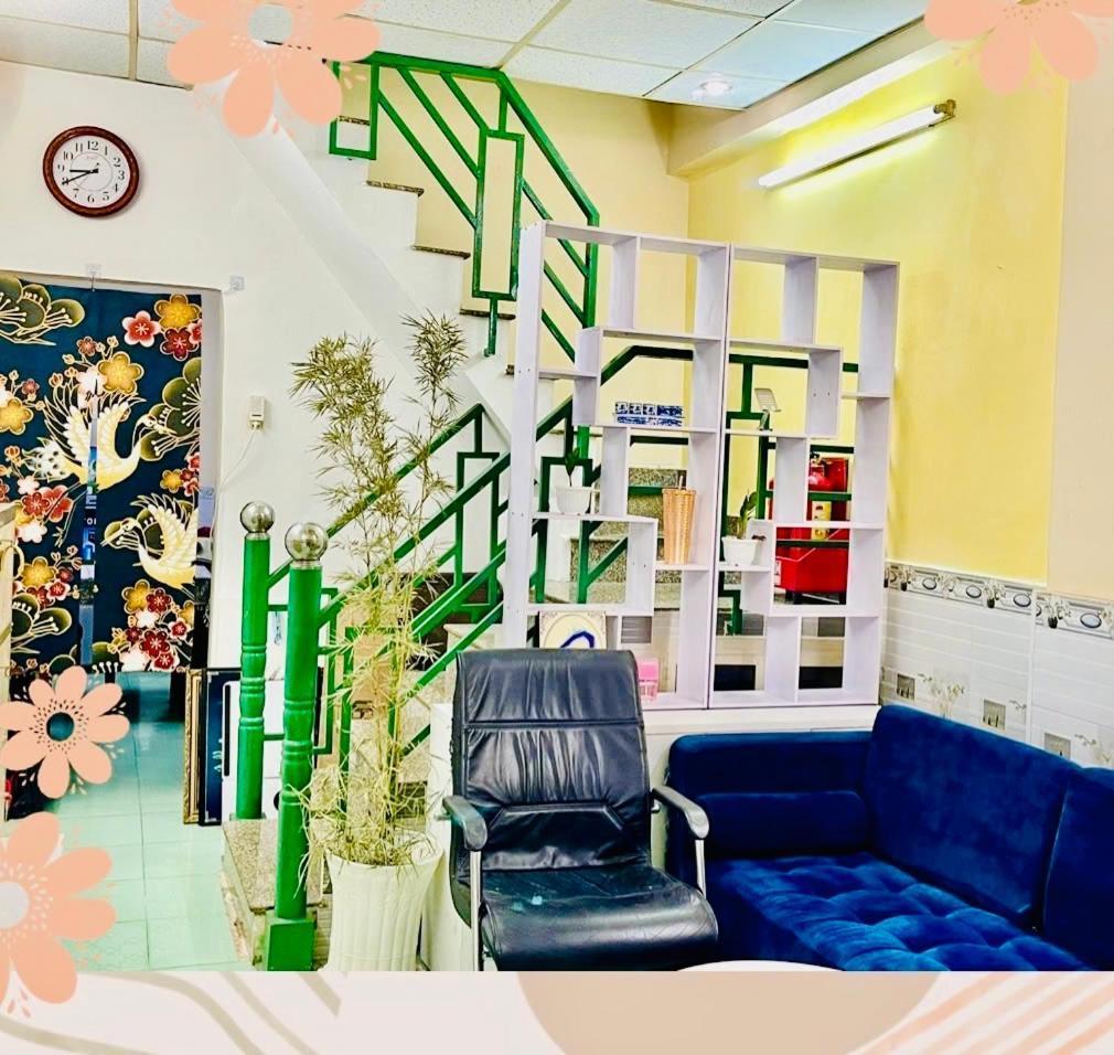 花ren Hostel Хошимин Экстерьер фото