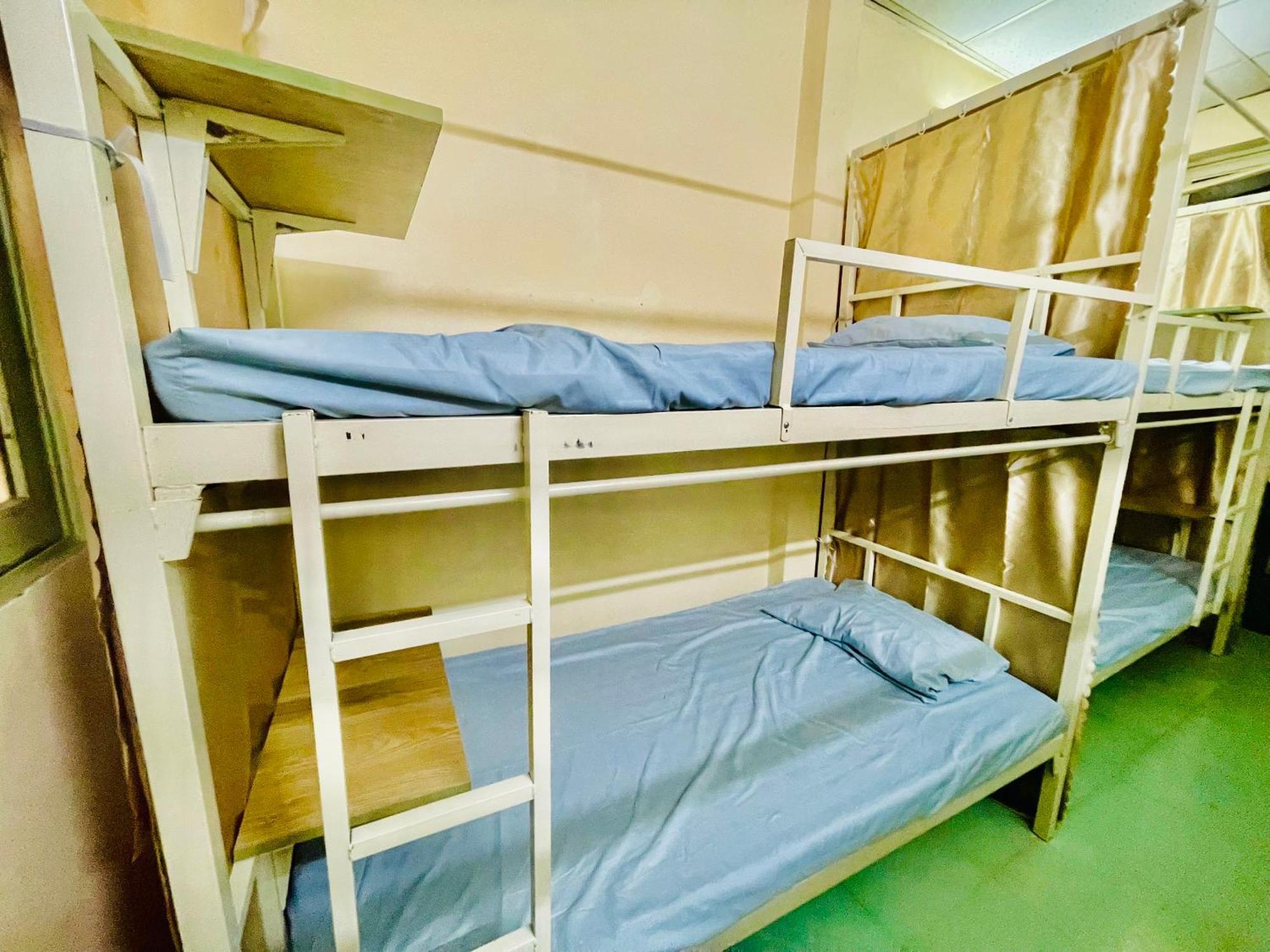 花ren Hostel Хошимин Экстерьер фото
