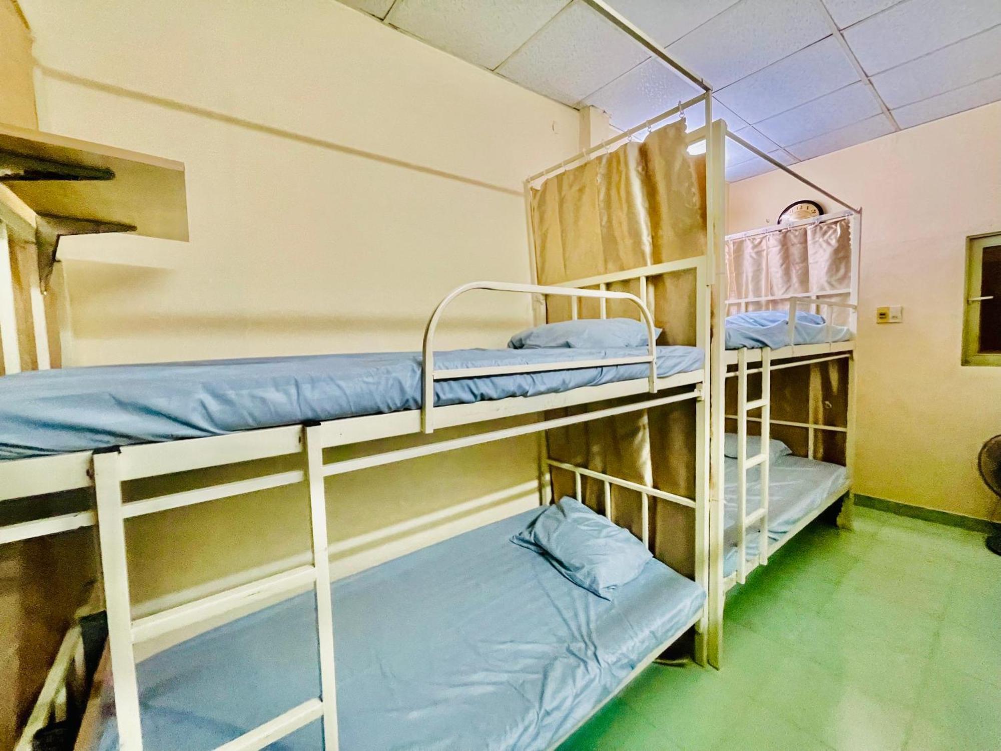 花ren Hostel Хошимин Экстерьер фото